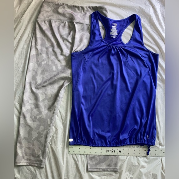 2 Piece Danskin! Navy Dri-More Racerback Tank Loose Sm w CAMO Capri leggings Med - Picture 3 of 14